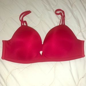 Victoria’s Secret padded bra with no underwire